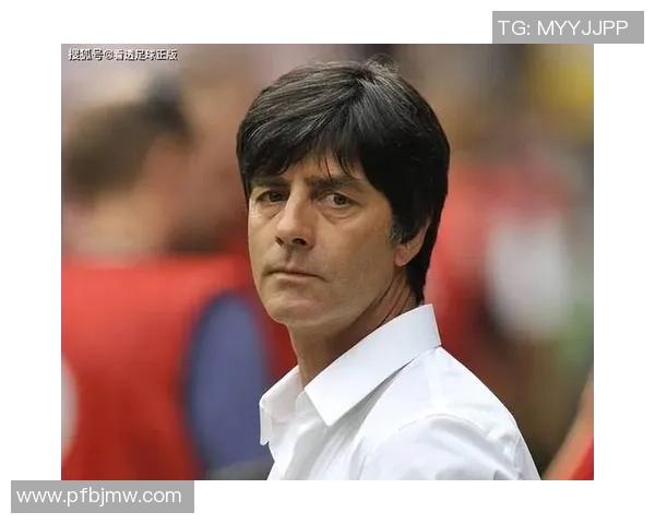 回顾上世纪足球明星的辉煌岁月与传奇故事，重温经典瞬间与无尽激情